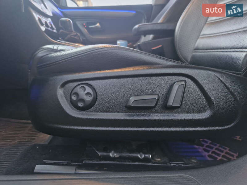 Купе Volkswagen CC / Passat CC 2011 в Киеве
