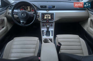 Купе Volkswagen CC / Passat CC 2012 в 