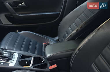 Купе Volkswagen CC / Passat CC 2014 в 