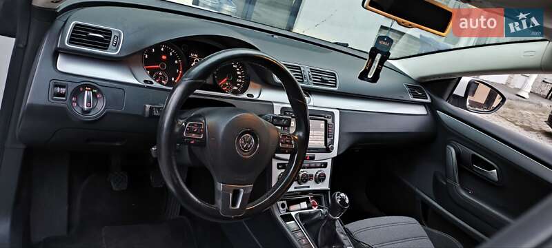 Купе Volkswagen CC / Passat CC 2012 в Мукачево