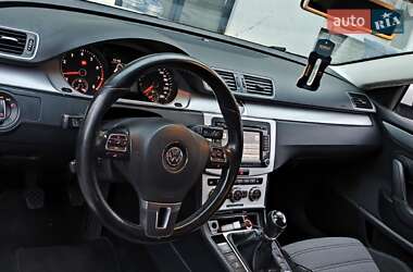 Купе Volkswagen CC / Passat CC 2012 в 