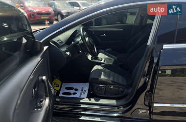 Купе Volkswagen CC / Passat CC 2011 в 
