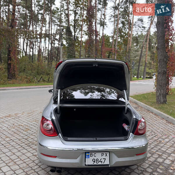 Купе Volkswagen CC / Passat CC 2012 в Львове