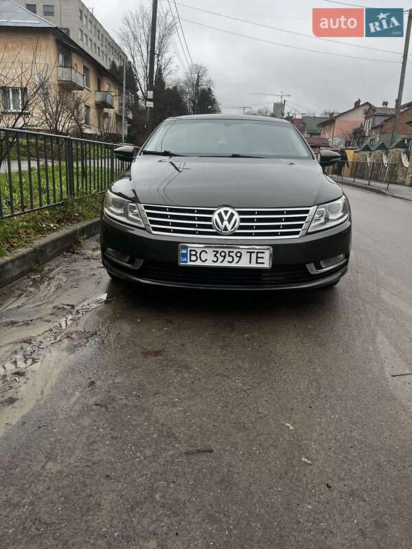 Купе Volkswagen CC / Passat CC 2012 в Львові