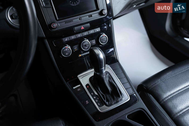 Купе Volkswagen CC / Passat CC 2013 в Конотопе