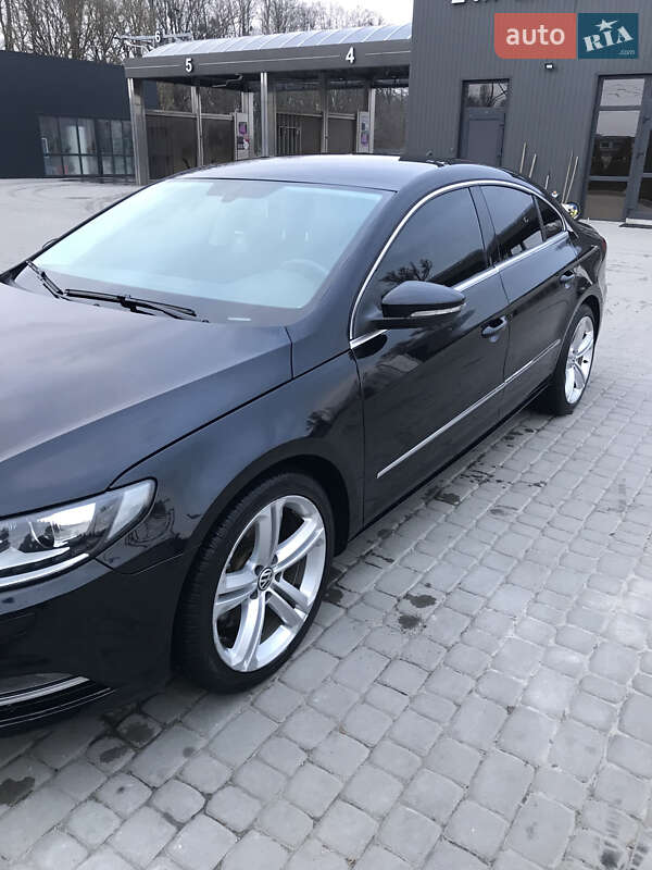 Купе Volkswagen CC / Passat CC 2012 в Львові