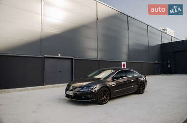 Купе Volkswagen CC / Passat CC 2013 в 