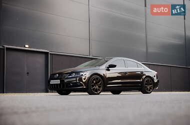 Купе Volkswagen CC / Passat CC 2013 в 