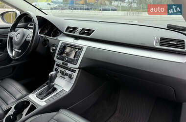 Купе Volkswagen CC / Passat CC 2014 в 