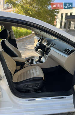 Купе Volkswagen CC / Passat CC 2014 в 