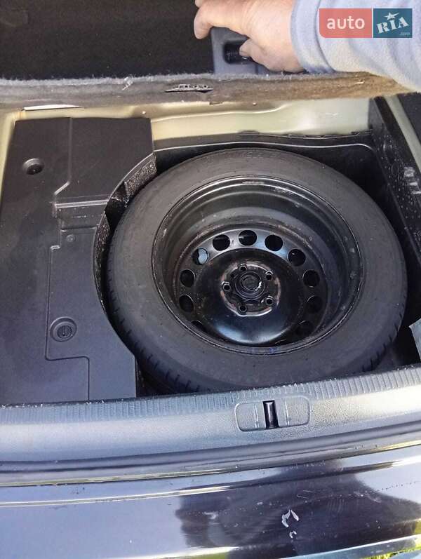 Купе Volkswagen CC / Passat CC 2011 в Івано-Франківську фото 12 Купе Volkswagen CC / Passat CC 2011 в Івано-Франківську