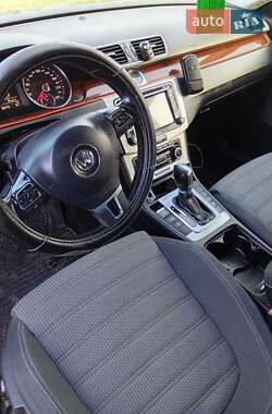Купе Volkswagen CC / Passat CC 2011 в 