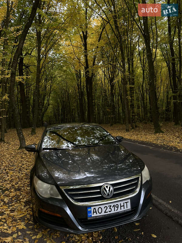 Купе Volkswagen CC / Passat CC 2011 в Луцке