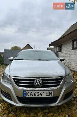 Купе Volkswagen CC / Passat CC 2011 в 