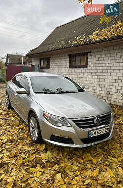 Купе Volkswagen CC / Passat CC 2011 в 