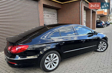 Купе Volkswagen CC / Passat CC 2011 в 