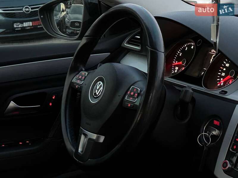 Купе Volkswagen CC / Passat CC 2012 в Харькове