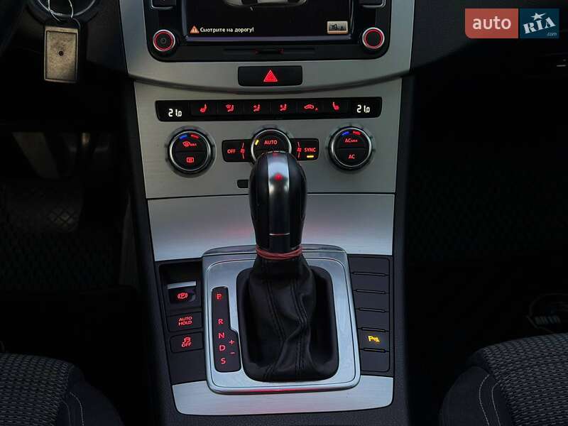 Купе Volkswagen CC / Passat CC 2012 в Харькове