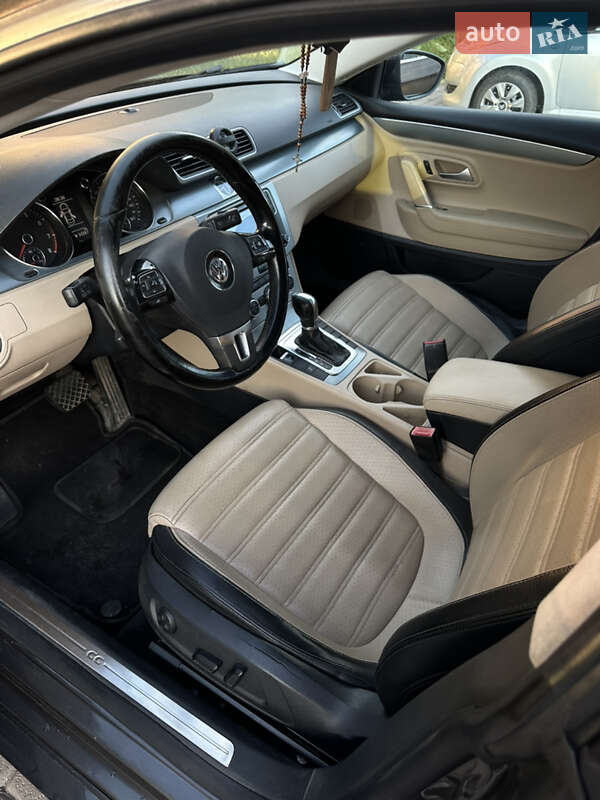 Купе Volkswagen CC / Passat CC 2012 в Львове фото 12 Купе Volkswagen CC / Passat CC 2012 в Львове