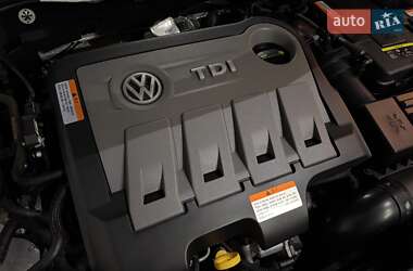 Купе Volkswagen CC / Passat CC 2015 в 
