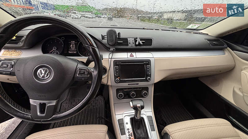 Купе Volkswagen CC / Passat CC 2010 в Мукачево