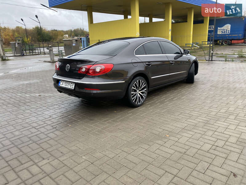 Купе Volkswagen CC / Passat CC 2008 в Умані