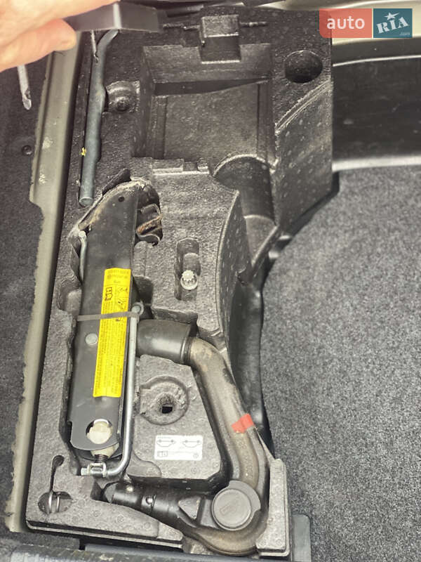 Купе Volkswagen CC / Passat CC 2008 в Умані