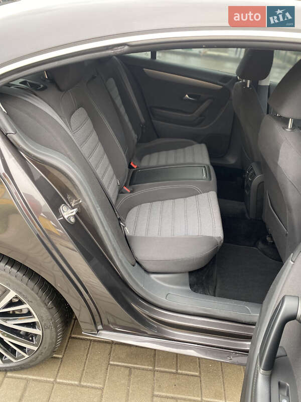 Купе Volkswagen CC / Passat CC 2008 в Умані