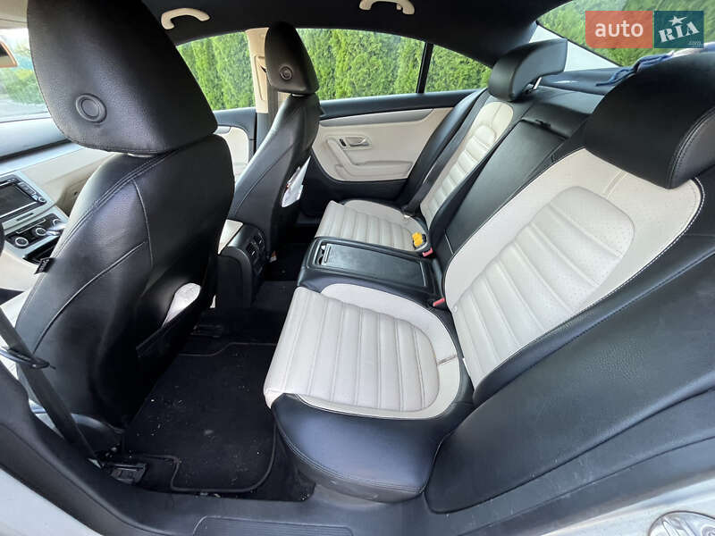 Купе Volkswagen CC / Passat CC 2010 в Черкасах