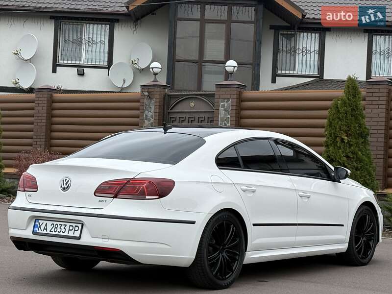 Купе Volkswagen CC / Passat CC 2013 в Киеве