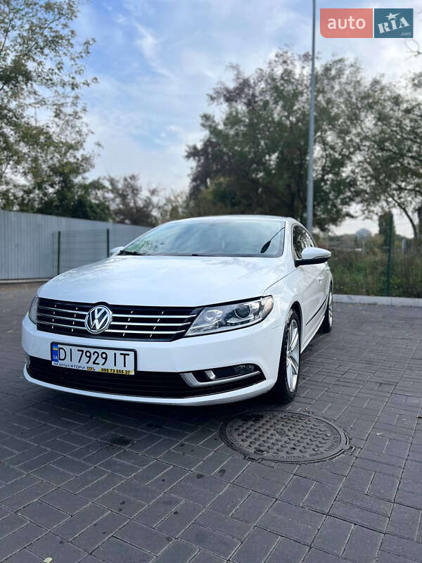 Купе Volkswagen CC / Passat CC 2013 в Києві фото 24 Купе Volkswagen CC / Passat CC 2013 в Києві