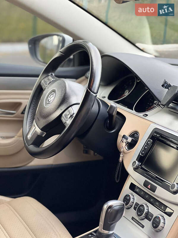 Купе Volkswagen CC / Passat CC 2013 в Києві фото 33 Купе Volkswagen CC / Passat CC 2013 в Києві