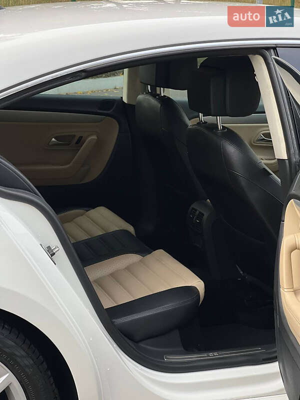 Купе Volkswagen CC / Passat CC 2013 в Києві фото 42 Купе Volkswagen CC / Passat CC 2013 в Києві