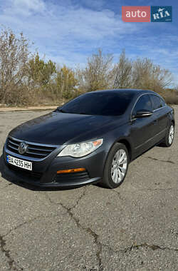 Купе Volkswagen CC / Passat CC 2010 в Благовіщенську