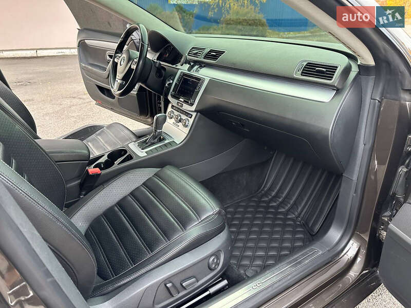 Купе Volkswagen CC / Passat CC 2013 в Днепре фото 27 Купе Volkswagen CC / Passat CC 2013 в Днепре