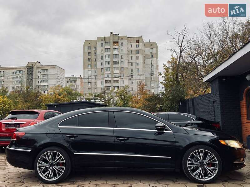 Купе Volkswagen CC / Passat CC 2012 в Миколаєві