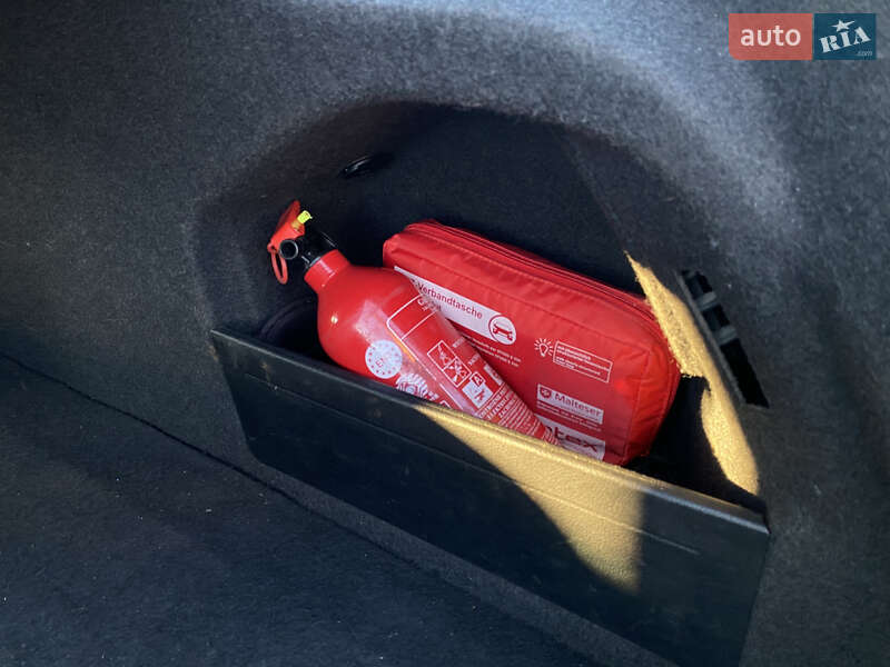 Купе Volkswagen CC / Passat CC 2008 в Дрогобичі фото 23 Купе Volkswagen CC / Passat CC 2008 в Дрогобичі