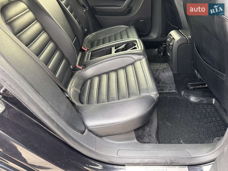 Купе Volkswagen CC / Passat CC 2011 в Сарнах фото 25 Купе Volkswagen CC / Passat CC 2011 в Сарнах