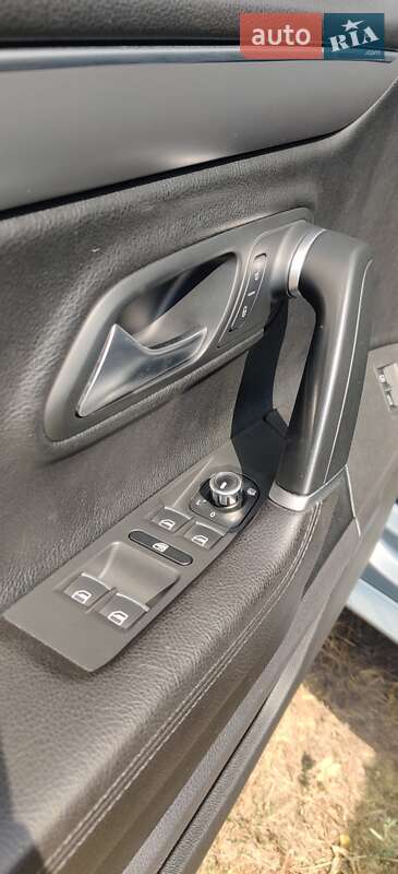 Купе Volkswagen CC / Passat CC 2012 в Каменском