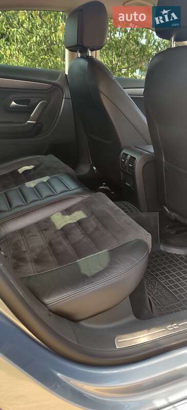 Купе Volkswagen CC / Passat CC 2012 в Каменском