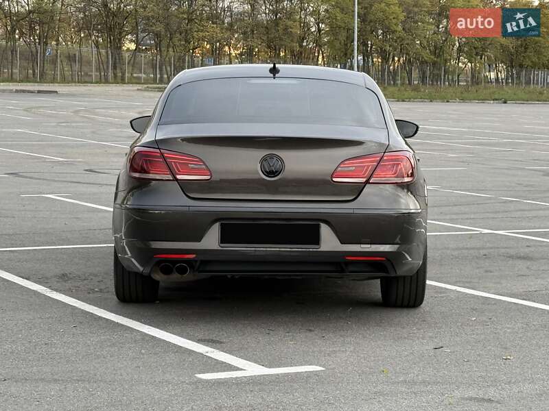 Купе Volkswagen CC / Passat CC 2013 в Дніпрі