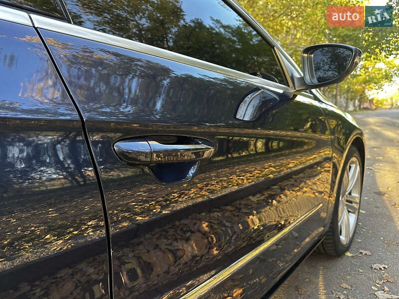 Купе Volkswagen CC / Passat CC 2012 в Миколаєві