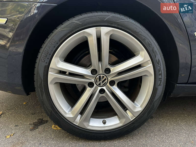 Купе Volkswagen CC / Passat CC 2012 в Миколаєві