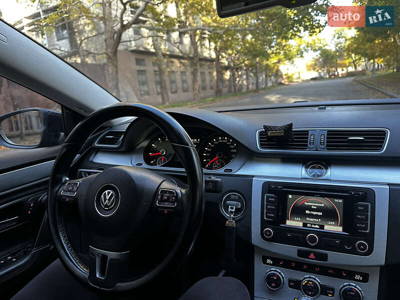Купе Volkswagen CC / Passat CC 2012 в Миколаєві