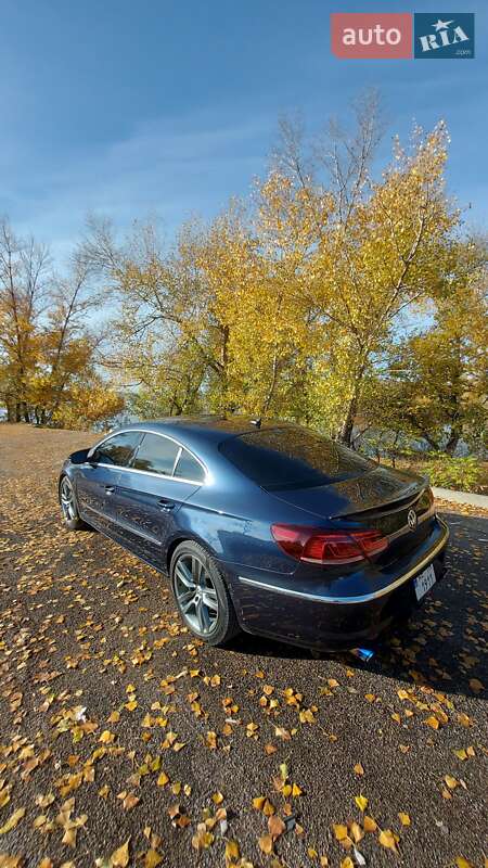 Купе Volkswagen CC / Passat CC 2012 в Дніпрі