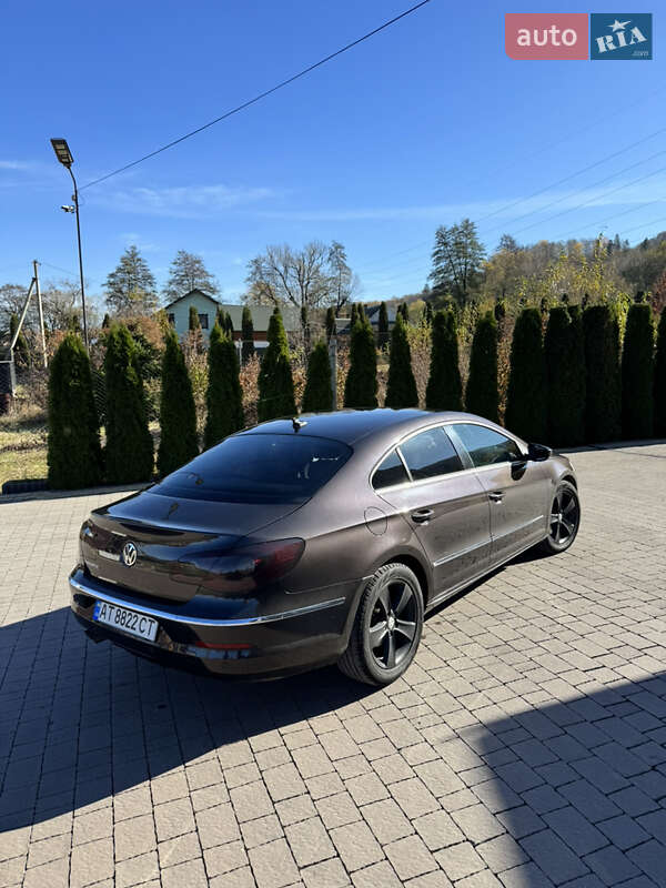 Купе Volkswagen CC / Passat CC 2009 в Косове