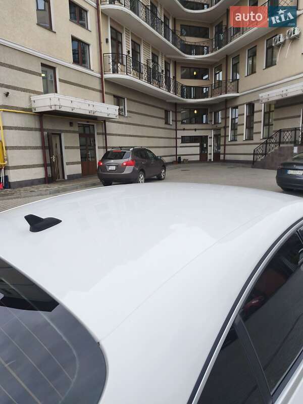 Купе Volkswagen CC / Passat CC 2011 в Шептицькому