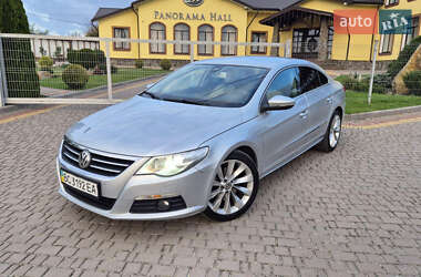 Купе Volkswagen CC / Passat CC 2009 в Львові