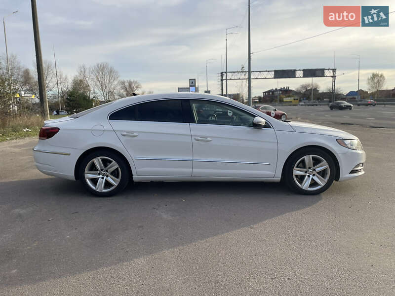 Купе Volkswagen CC / Passat CC 2014 в Киеве