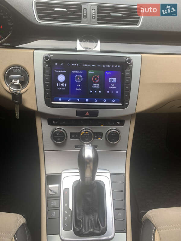 Купе Volkswagen CC / Passat CC 2012 в Києві